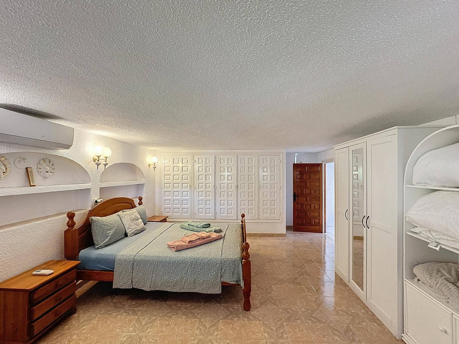 Chalet de 3 habitaciones en Benitachell / Benitatxell en venta con piscina - 680.000 € (Ref: 9417786)