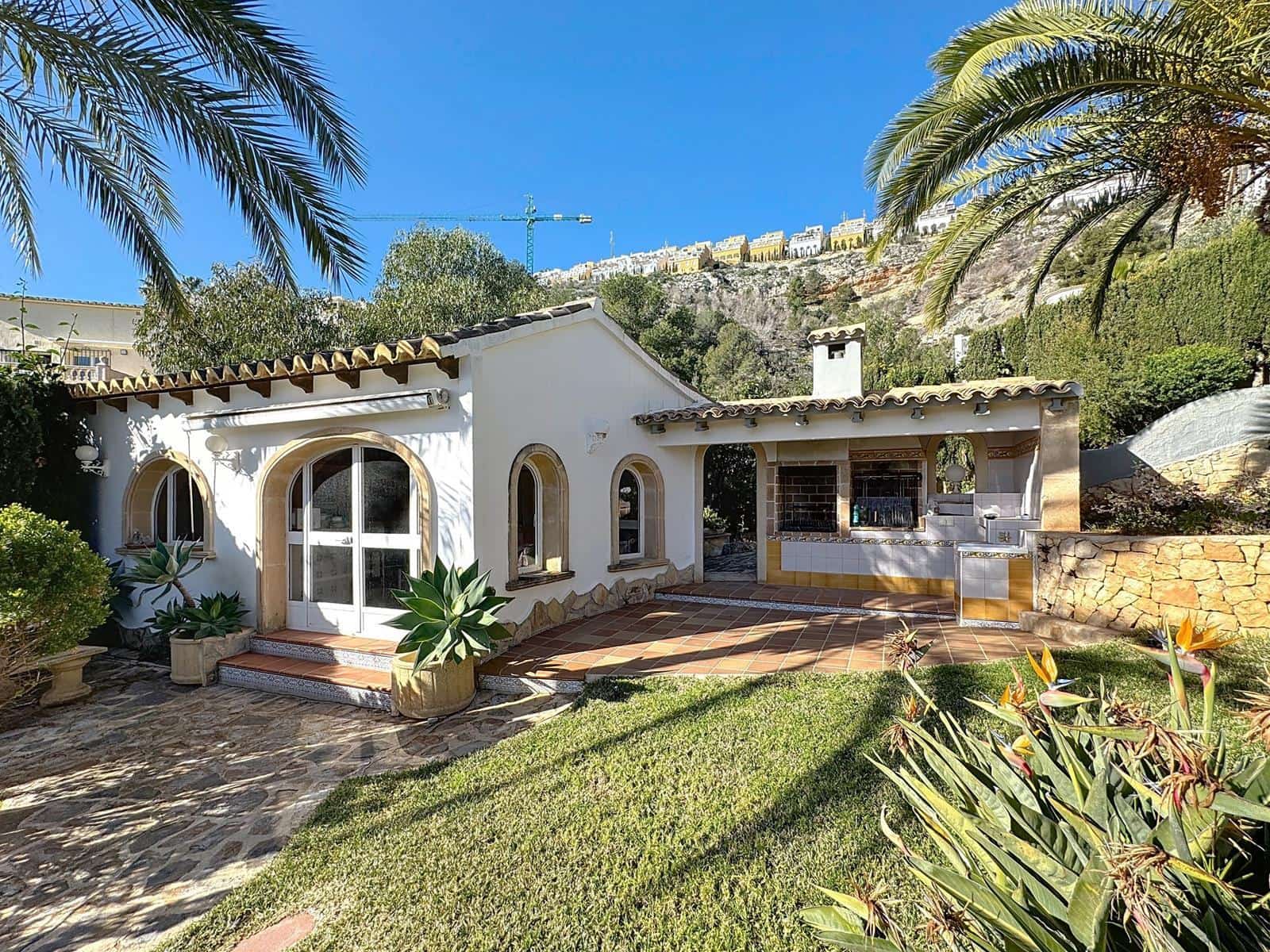 Chalet de 3 habitaciones en Benitachell / Benitatxell en venta con piscina - 680.000 € (Ref: 9417786)