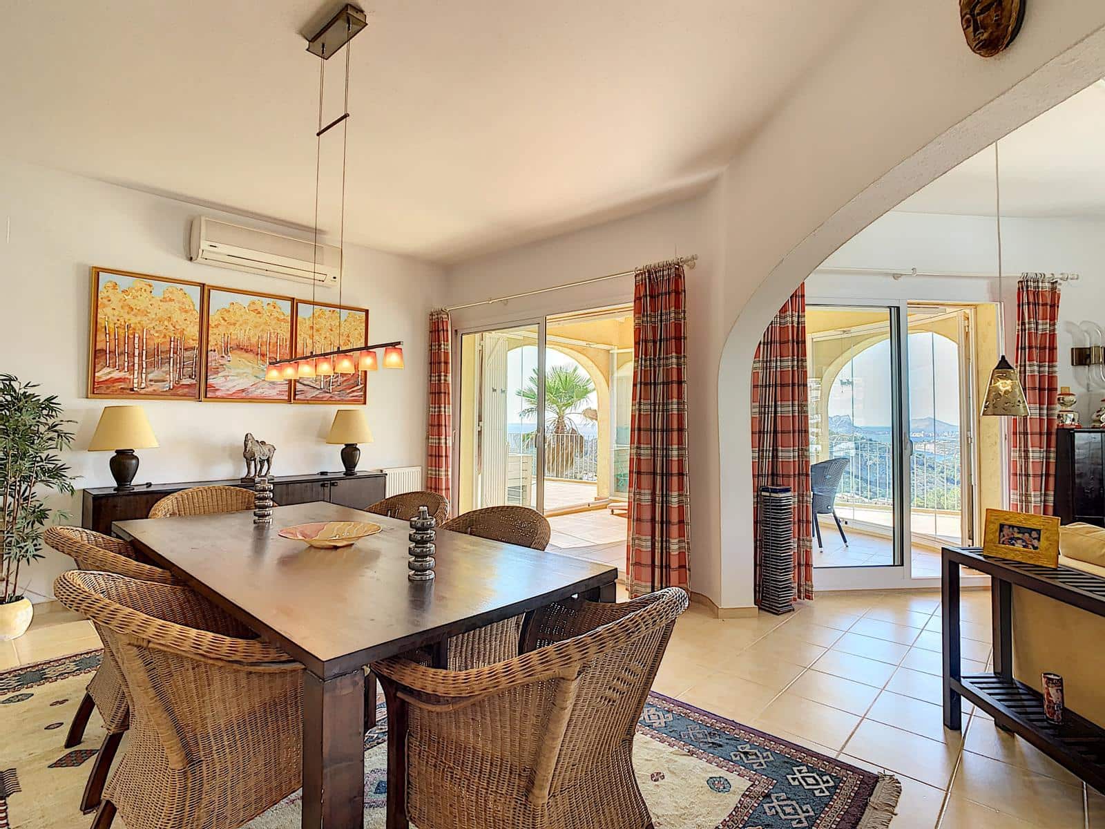 3 bedroom Villa for sale in Benitachell / Benitatxell with pool - € 695,000 (Ref: 9428994)