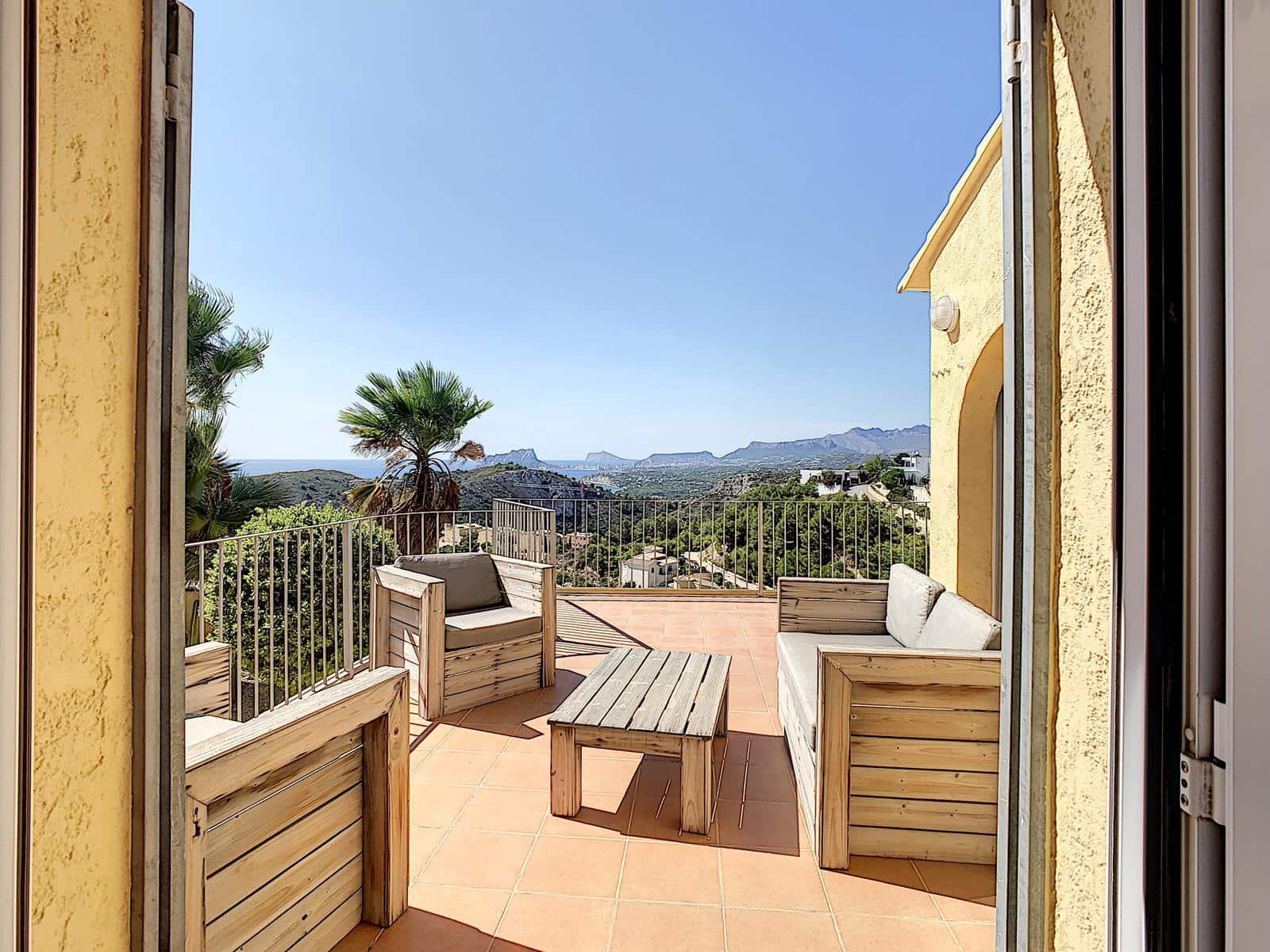 3 bedroom Villa for sale in Benitachell / Benitatxell with pool - € 695,000 (Ref: 9428994)