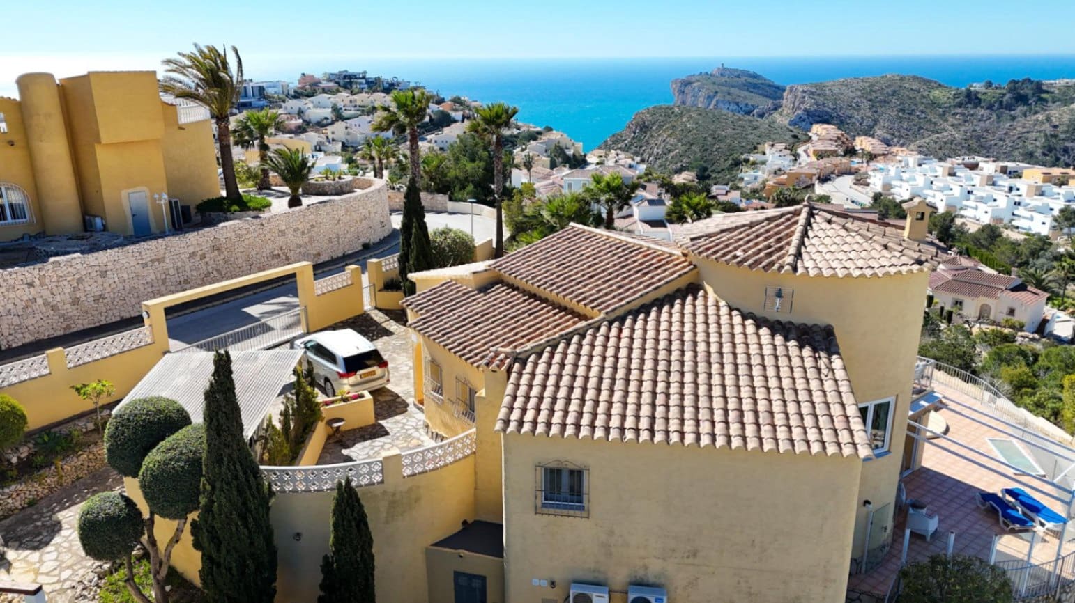 Chalet de 3 habitaciones en Benitachell / Benitatxell en venta con piscina - 745.000 € (Ref: 9428994)