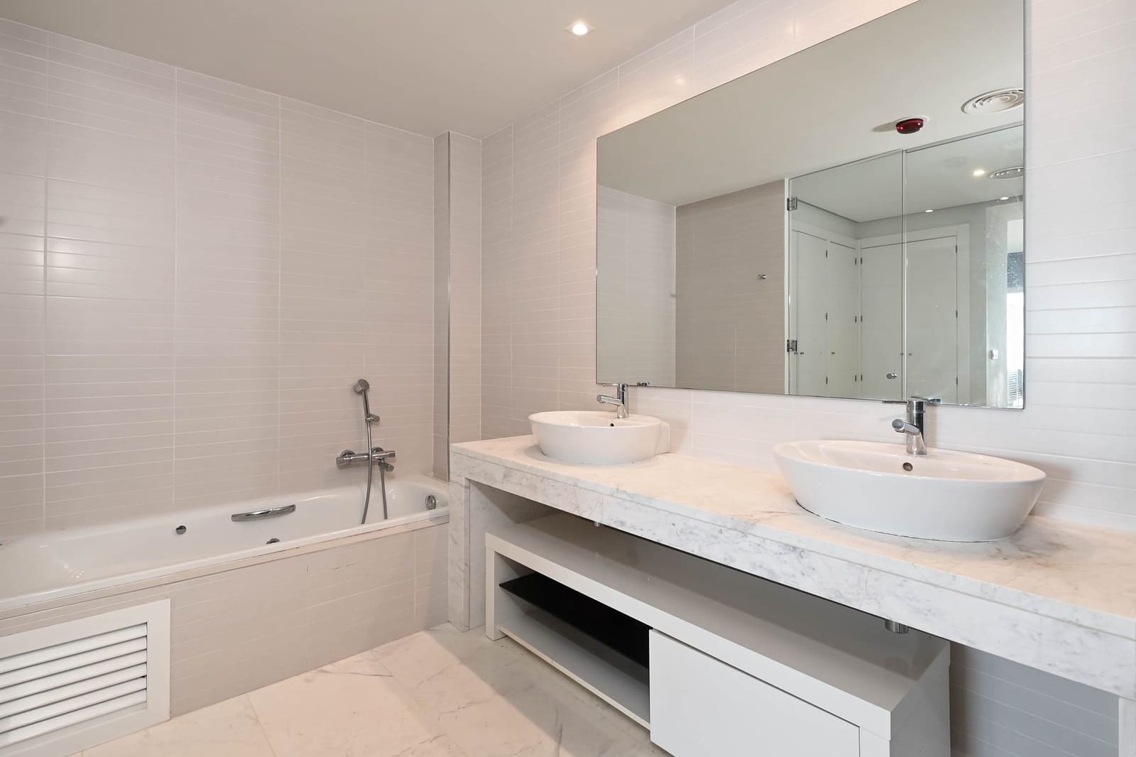 3 soveværelse Lejlighed til salg i Altea - € 799.999 (Ref: 9432449)