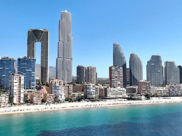 2 soverom Leilighet til salgs i Playa Poniente, Benidorm - € 730 000 (Ref: 9432587)