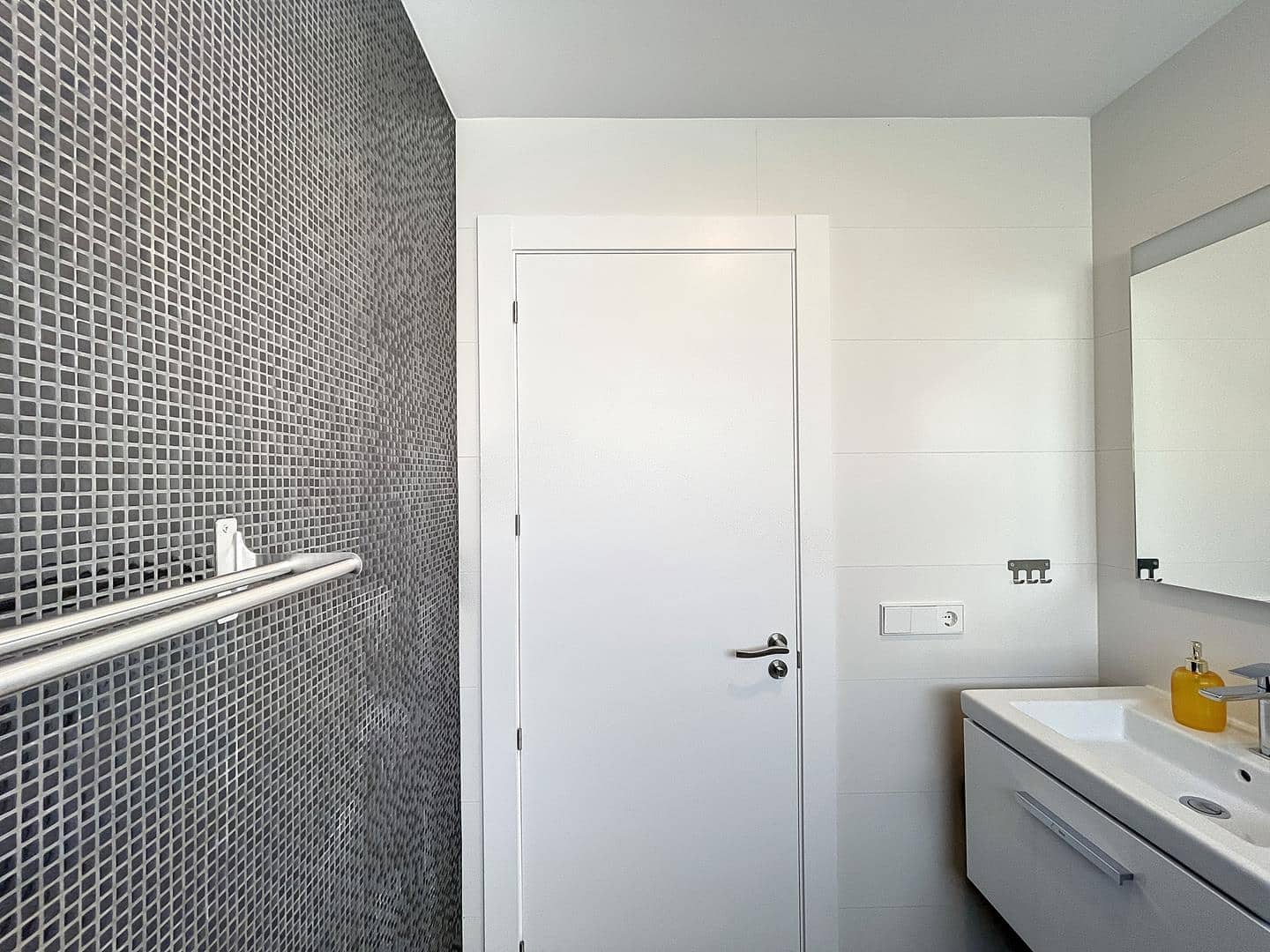 4 bedroom Villa for sale in Benitachell / Benitatxell with pool - € 1,295,000 (Ref: 9432740)