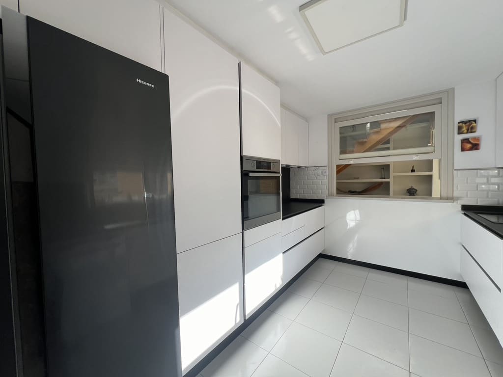 4 soveværelse Lejlighed til salg i Denia med swimmingpool garage - € 875.000 (Ref: 9438953)