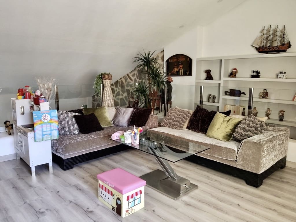 4 soveværelse Lejlighed til salg i Denia med swimmingpool garage - € 875.000 (Ref: 9438953)