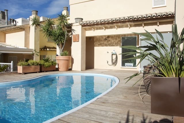 4 soveværelse Lejlighed til salg i Dénia med swimmingpool garage - € 875.000 (Ref: 9438953)