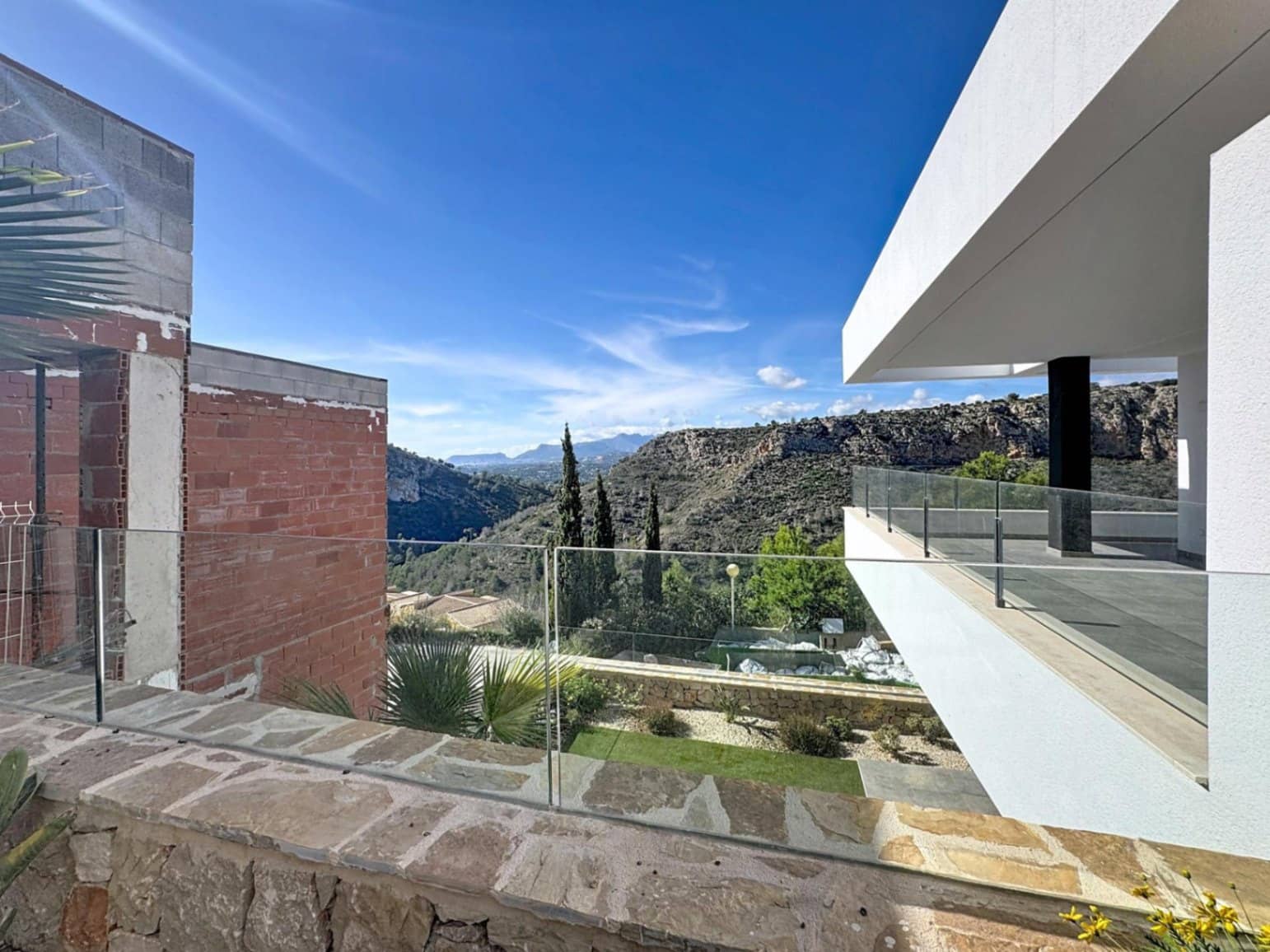 2 bedroom Apartment for sale in Benitachell / Benitatxell with pool - € 405,000 (Ref: 9460640)