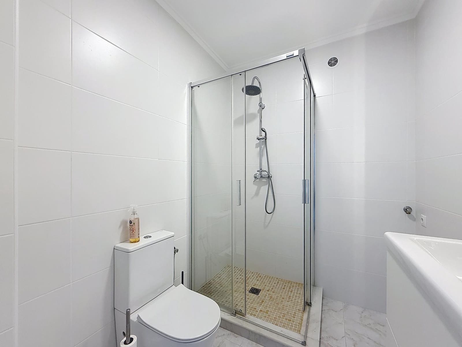 2 bedroom Apartment for sale in Benitachell / Benitatxell with pool - € 199,000 (Ref: 9460641)