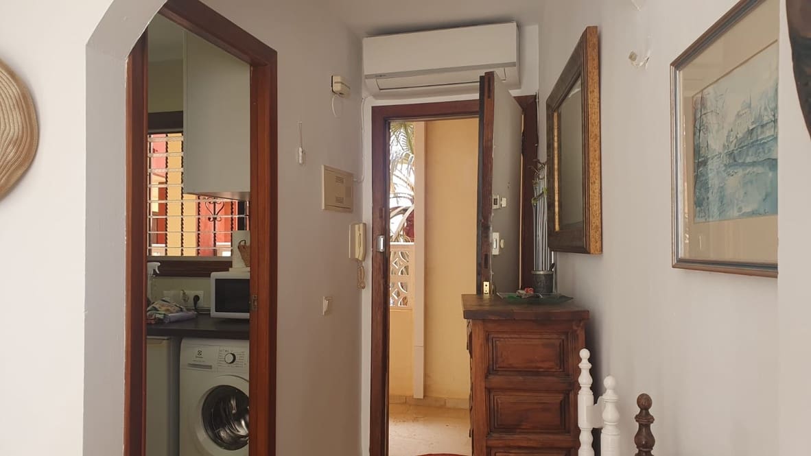 1 bedroom Apartment for sale in Calpe / Calp with pool garage - € 254,000 (Ref: 9460708)