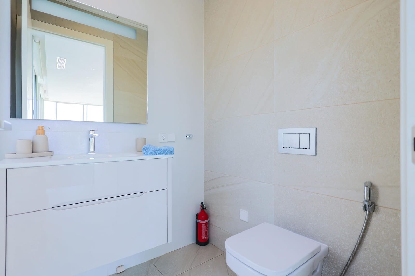 3 makuuhuone Huvila myytävänä paikassa Alicante kaupunki - 950 000 € (Ref: 9479409)