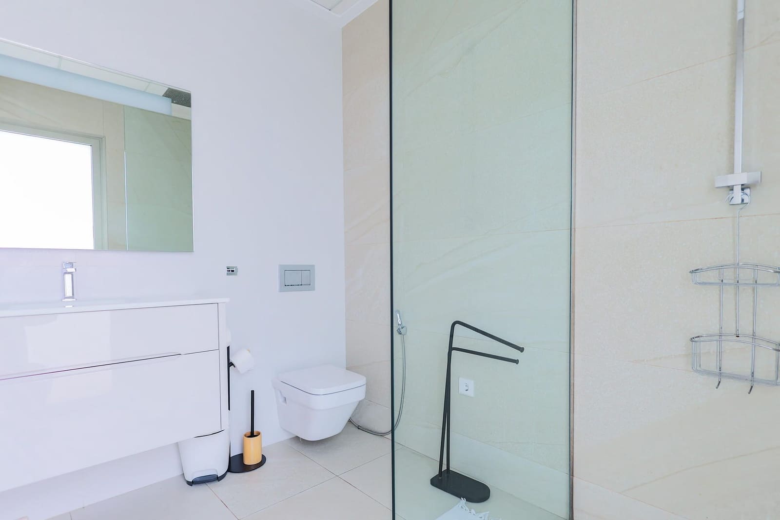 3 makuuhuone Huvila myytävänä paikassa Alicante kaupunki - 950 000 € (Ref: 9479409)