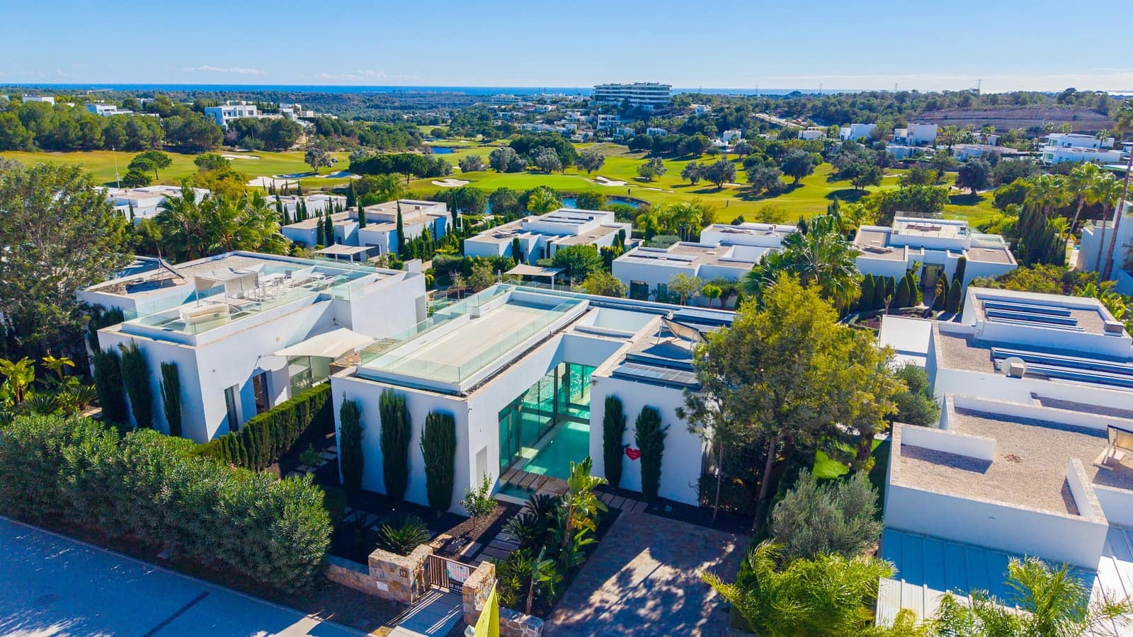 3 makuuhuone Huvila myytävänä paikassa Alicante kaupunki - 950 000 € (Ref: 9479409)