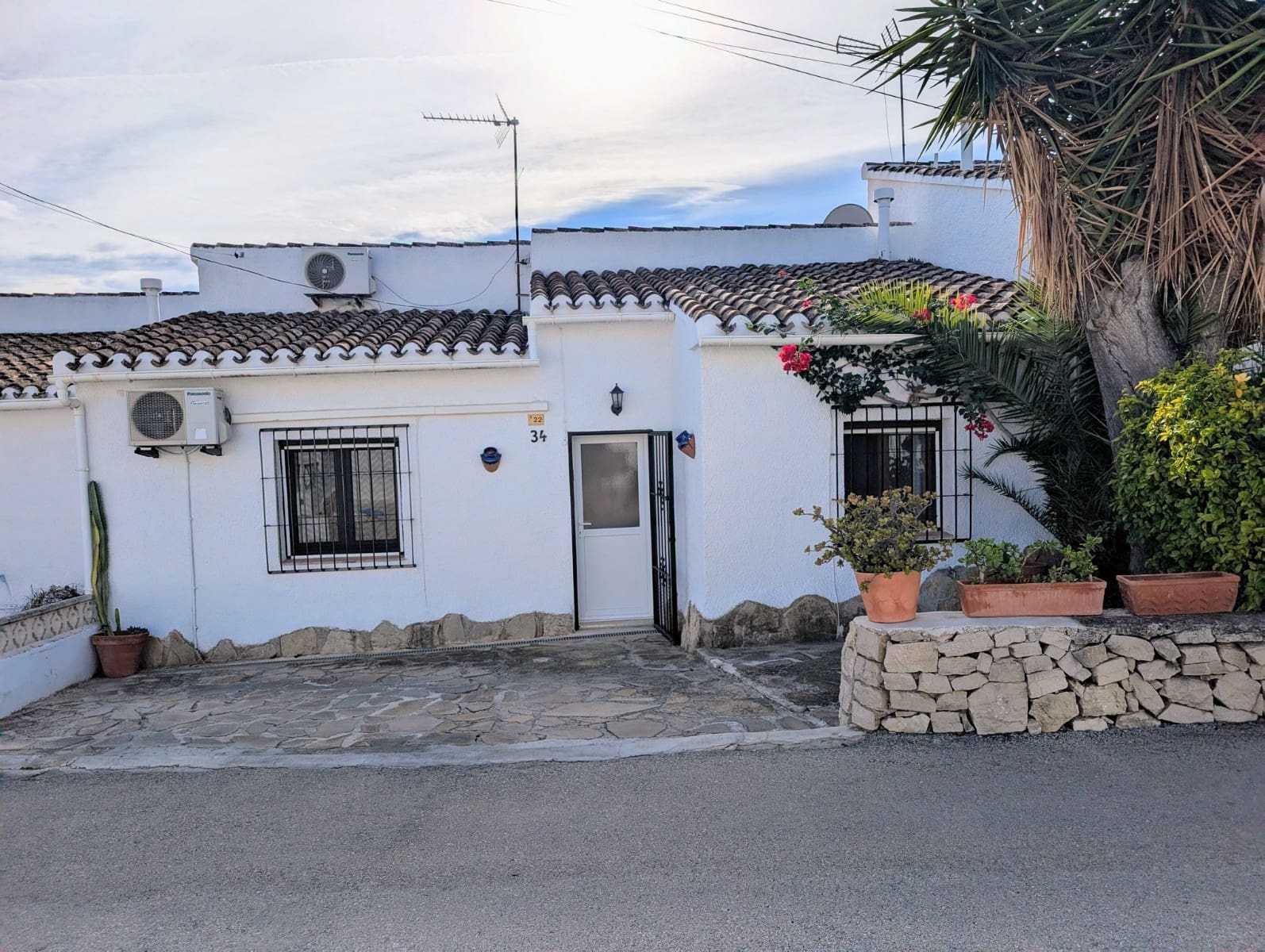 3 soveværelse Rækkehus til salg i Moraira med swimmingpool - € 359.000 (Ref: 9487202)