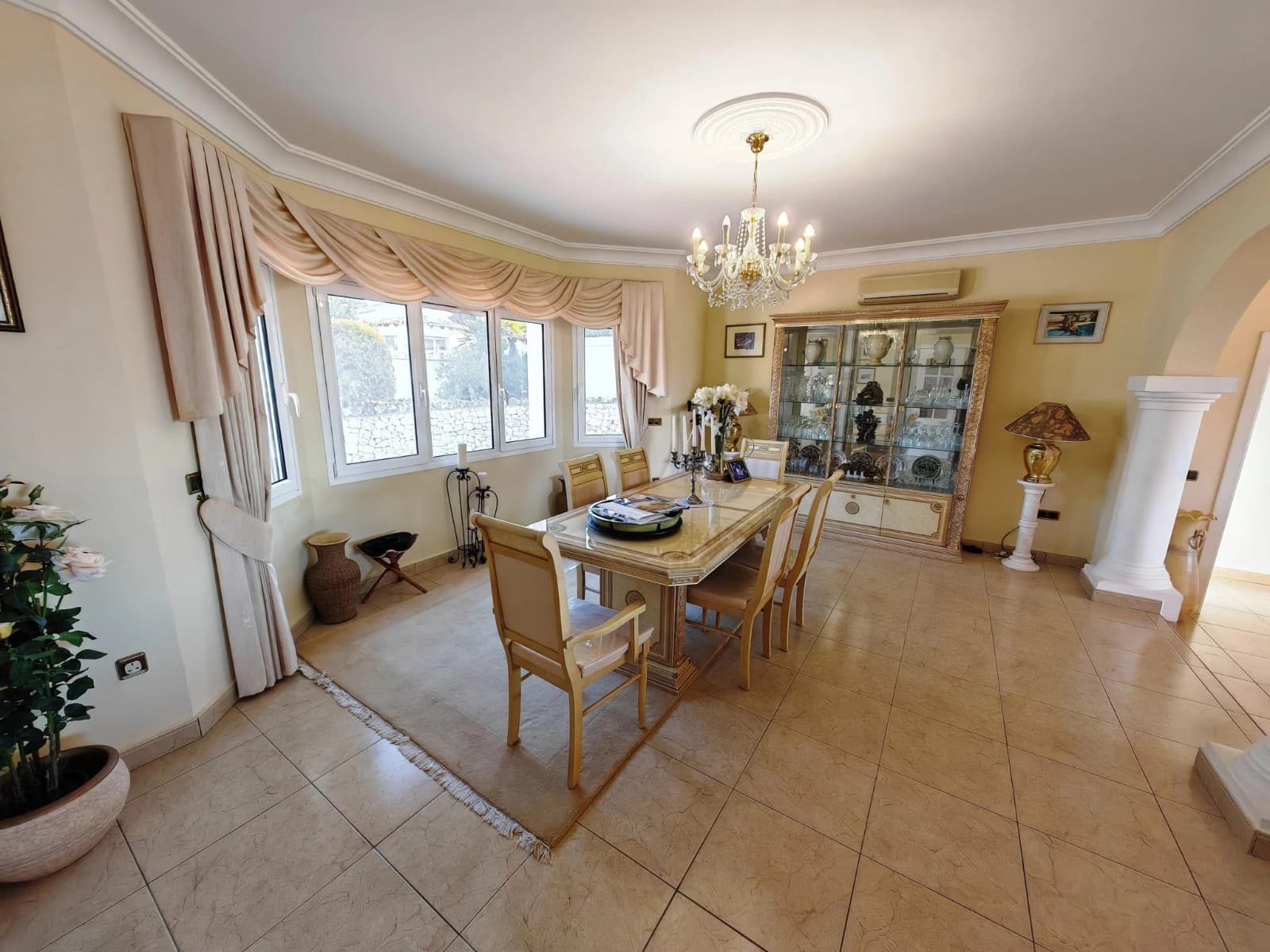 4 sovrum Villa till salu i Moraira med pool - 2 950 000 € (Ref: 9490087)