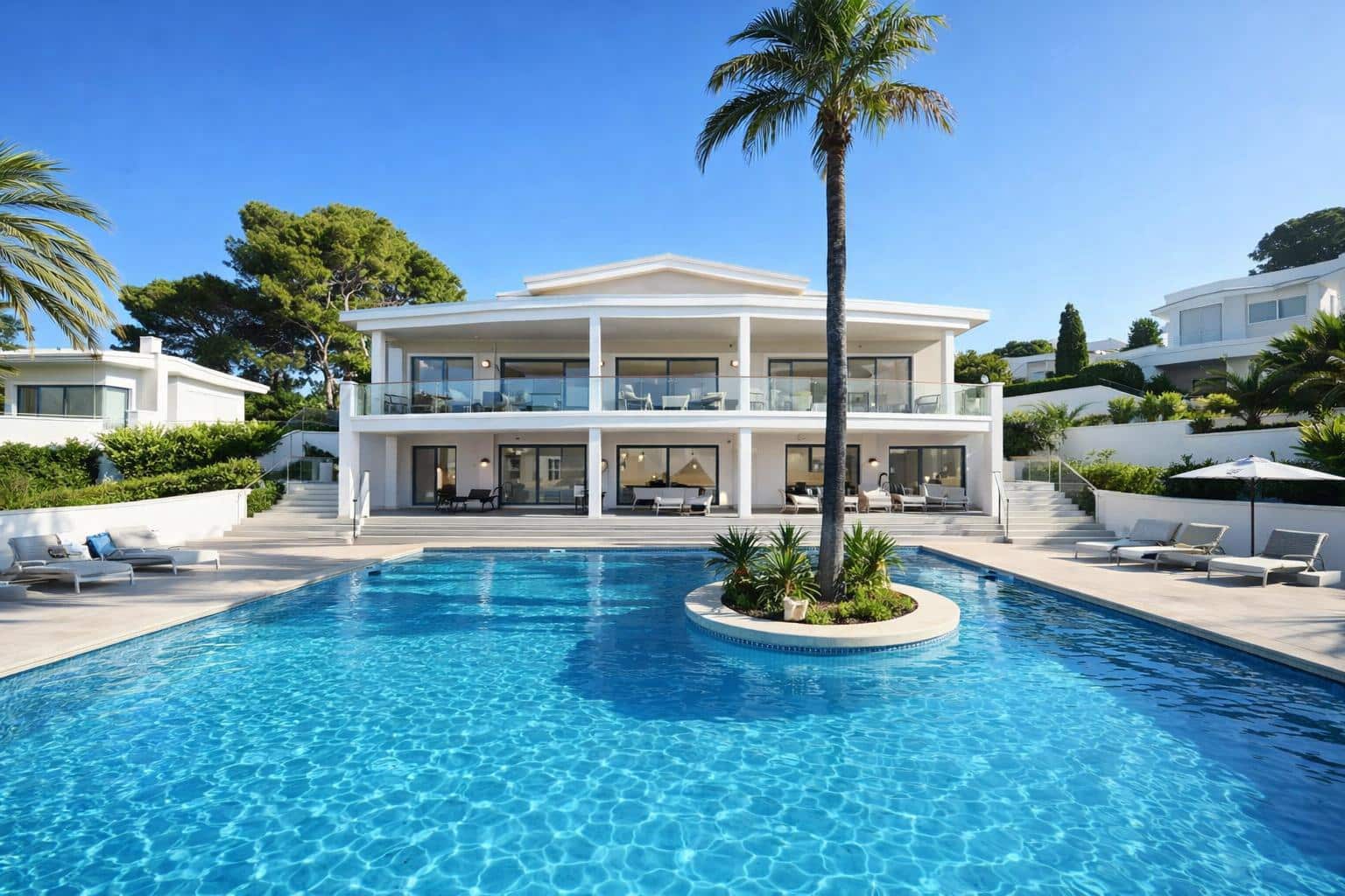 4 soveværelse Villa til salg i Moraira med swimmingpool - € 2.850.000 (Ref: 9490087)