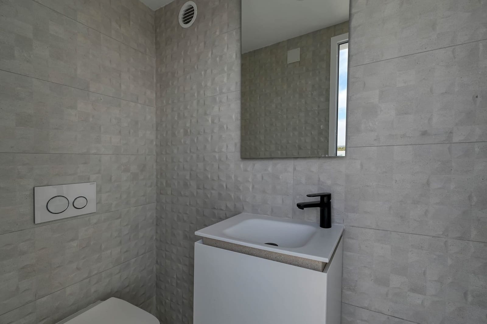 2 makuuhuone Huoneisto myytävänä paikassa Alicante kaupunki - 925 000 € (Ref: 9506453)