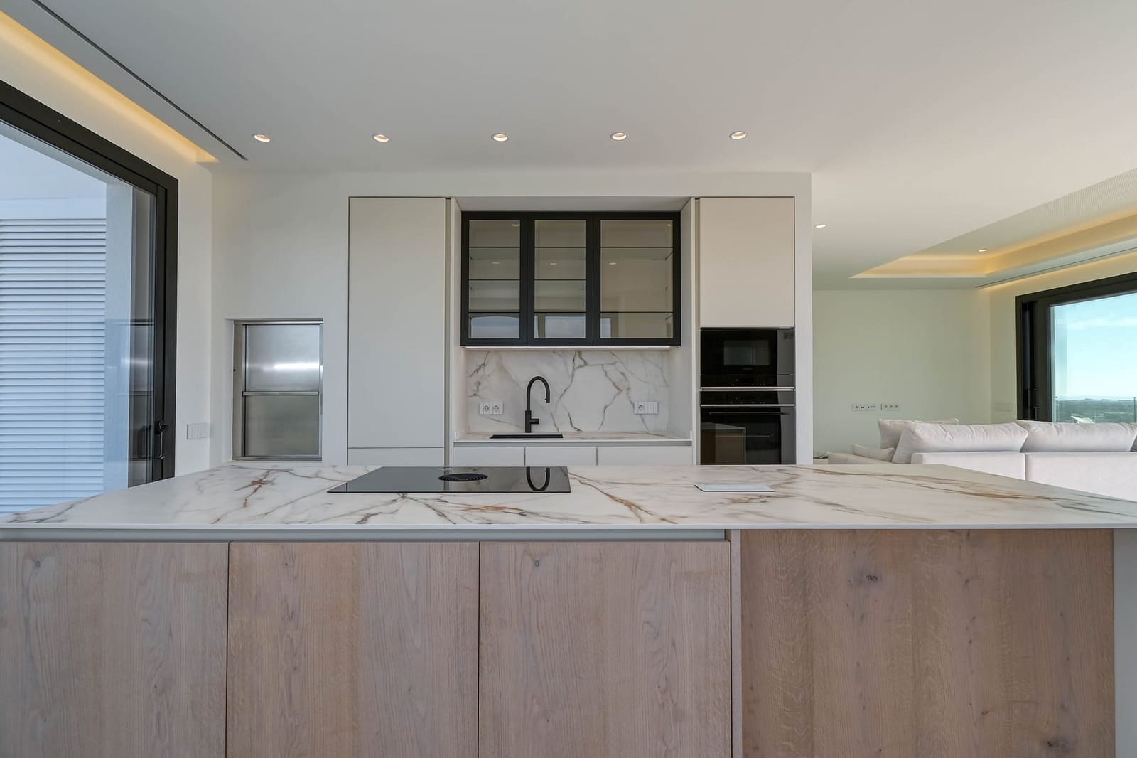 2 makuuhuone Huoneisto myytävänä paikassa Alicante kaupunki - 925 000 € (Ref: 9506453)