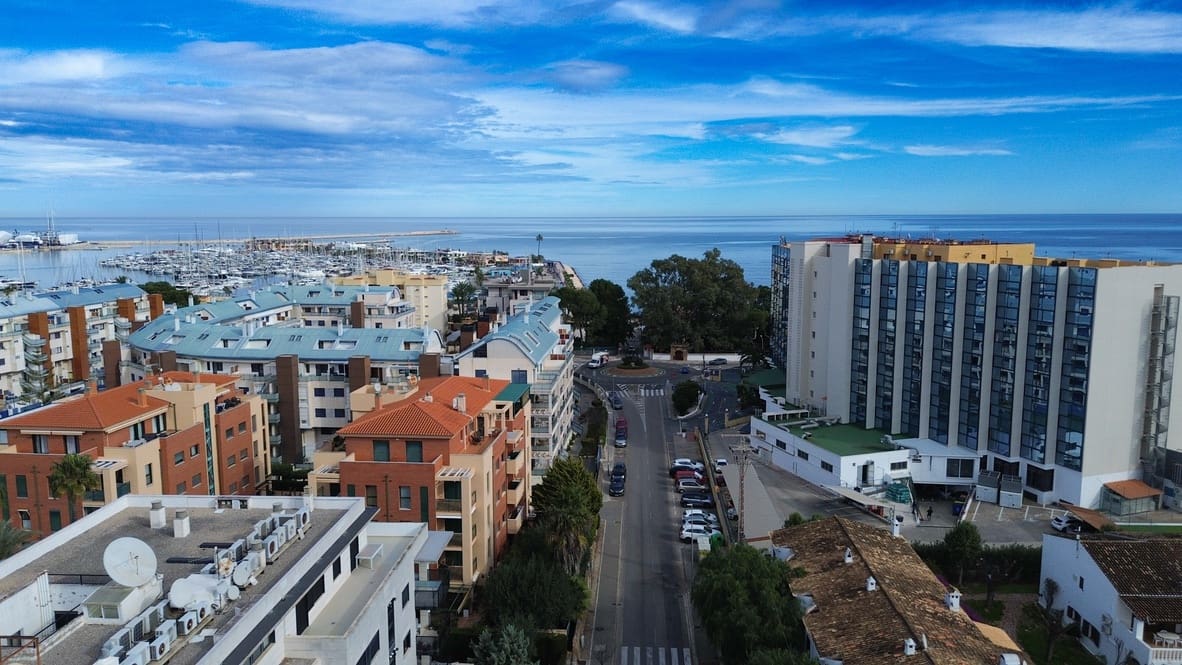 4 bedroom Apartment for sale in Denia with pool garage - € 895,000 (Ref: 9525629)