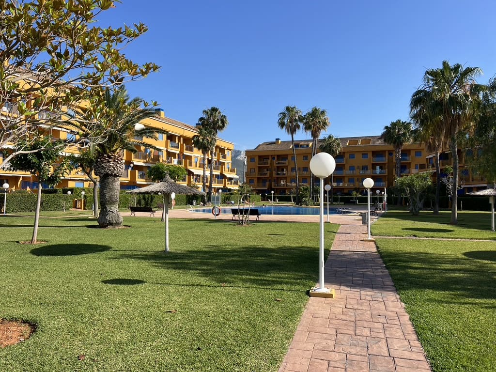 4 Zimmer Apartment zu verkaufen in Denia mit Pool Garage - 460.000 € (Ref: 9539777)