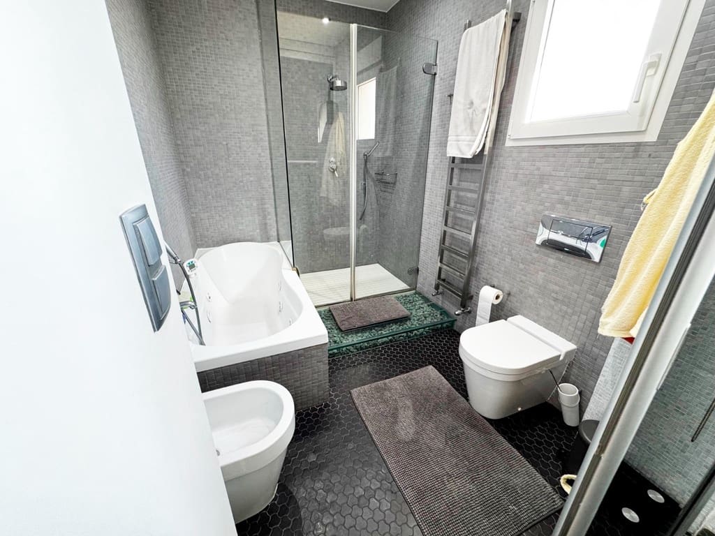 4 slaapkamer Villa te koop in Denia met zwembad garage - € 1.395.000 (Ref: 9542034)