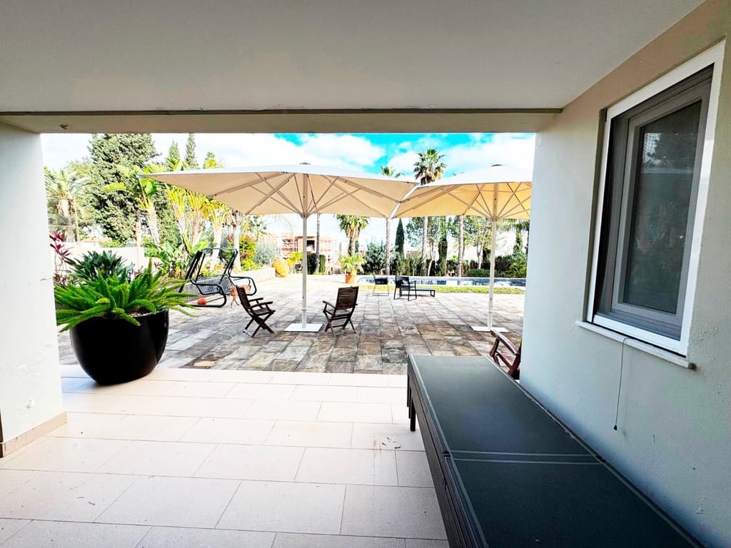 4 slaapkamer Villa te koop in Denia met zwembad garage - € 1.395.000 (Ref: 9542034)