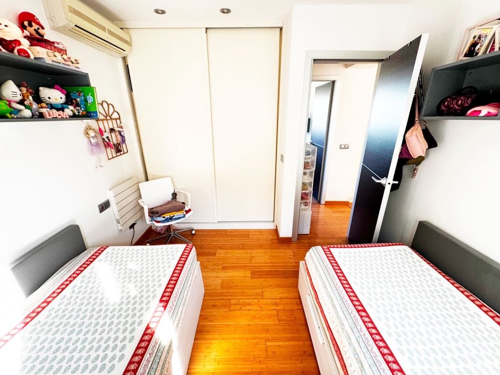 4 slaapkamer Villa te koop in Denia met zwembad garage - € 1.395.000 (Ref: 9542034)