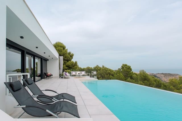 4 soveværelse Villa til salg i Benitachell / Benitatxell med swimmingpool - € 1.890.000 (Ref: 9550101)