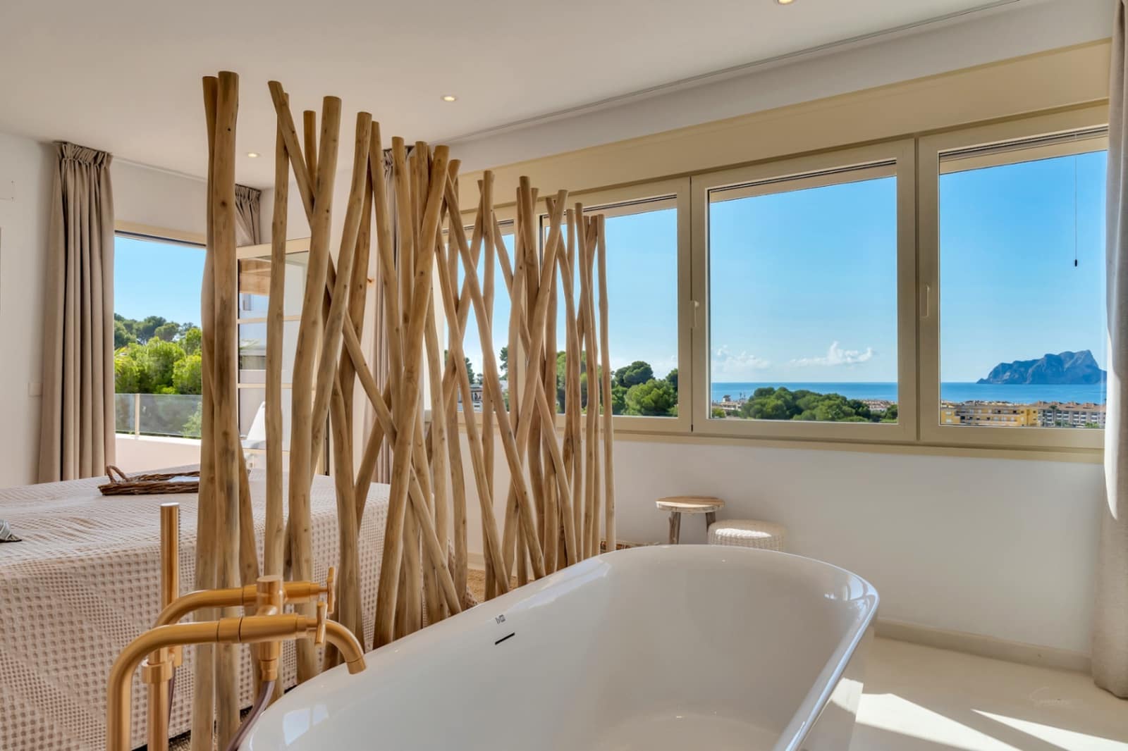 4 makuuhuone Huvila myytävänä paikassa Moraira mukana uima-altaan - 2 200 000 € (Ref: 9553162)