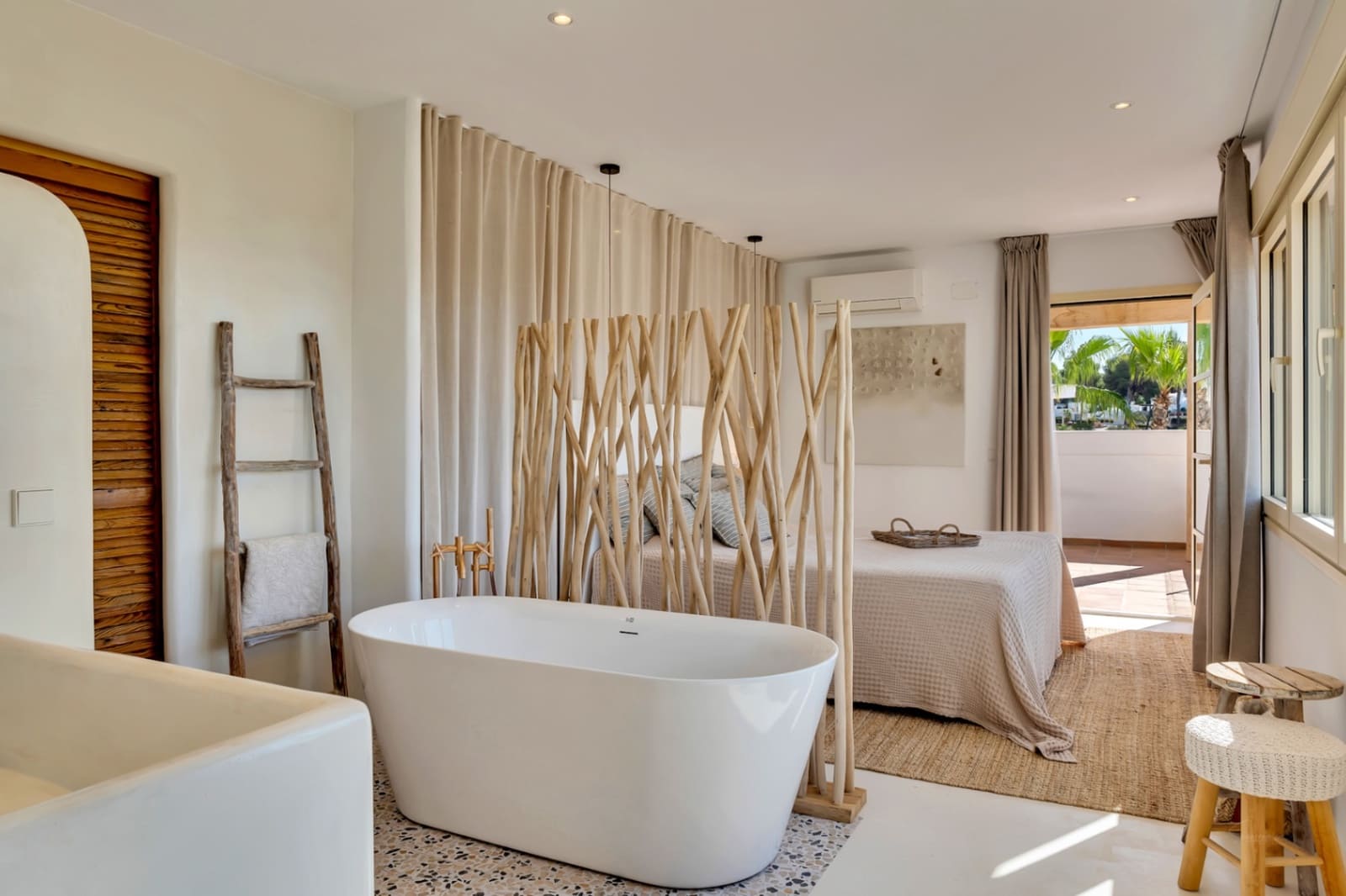 4 makuuhuone Huvila myytävänä paikassa Moraira mukana uima-altaan - 2 200 000 € (Ref: 9553162)