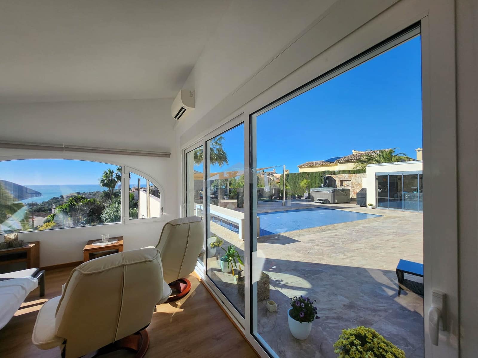 4 makuuhuone Huvila myytävänä paikassa Moraira mukana uima-altaan - 1 850 000 € (Ref: 9571621)