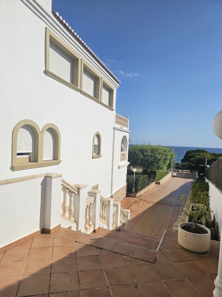 Apartamento de 2 habitaciones en Moraira en venta con piscina - 741.000 € (Ref: 9588324)