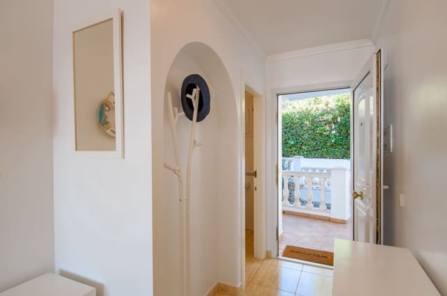 Apartamento de 2 habitaciones en Moraira, Teulada-Moraira en venta con piscina - 741.000 € (Ref: 9588324)