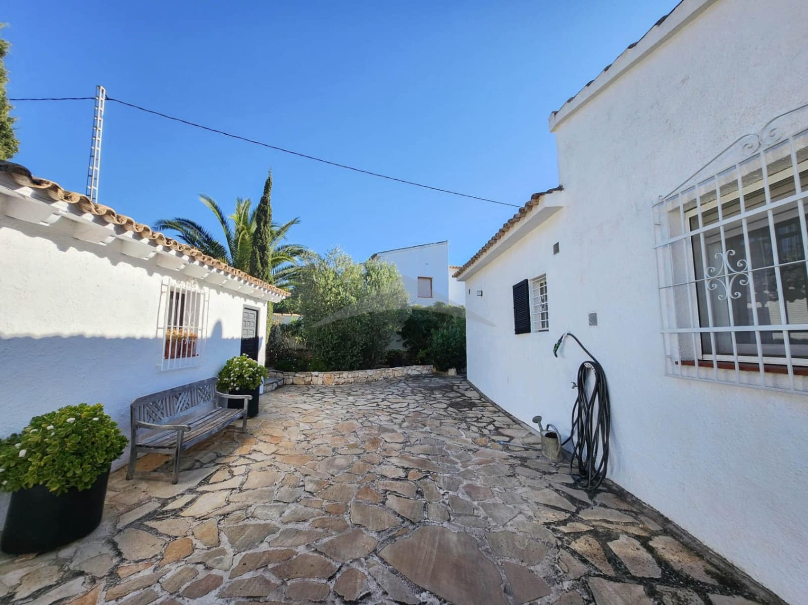 3 makuuhuone Huvila myytävänä paikassa Moraira mukana uima-altaan - 740 000 € (Ref: 9603052)