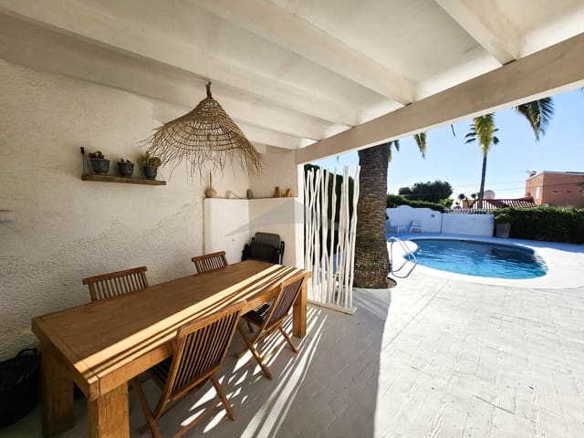 3 makuuhuone Huvila myytävänä paikassa Moraira, Teulada-Moraira mukana uima-altaan - 740 000 € (Ref: 9603052)
