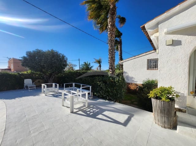 3 makuuhuone Huvila myytävänä paikassa Moraira, Teulada-Moraira mukana uima-altaan - 740 000 € (Ref: 9603052)