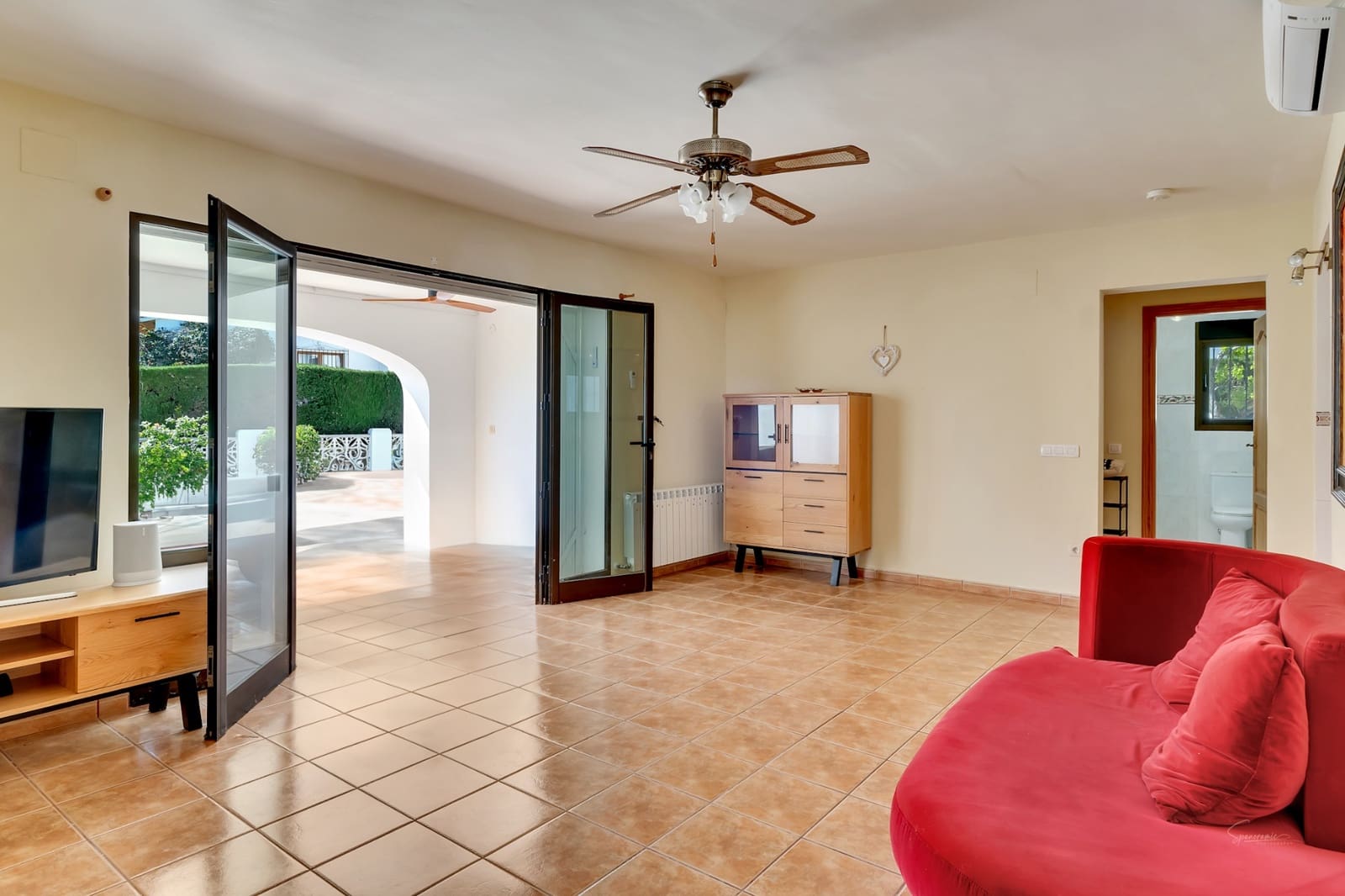 Chalet de 5 habitaciones en Moraira en venta con piscina garaje - 980.000 € (Ref: 9610209)