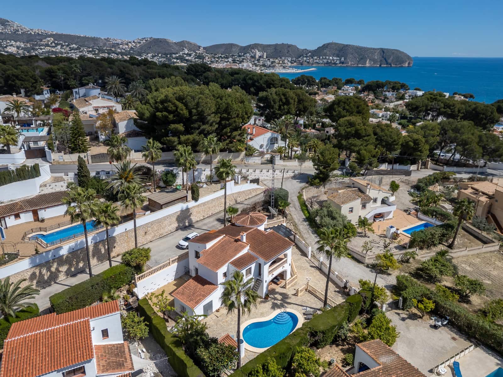 5 bedroom Villa for sale in Moraira with pool garage - € 980,000 (Ref: 9610209)