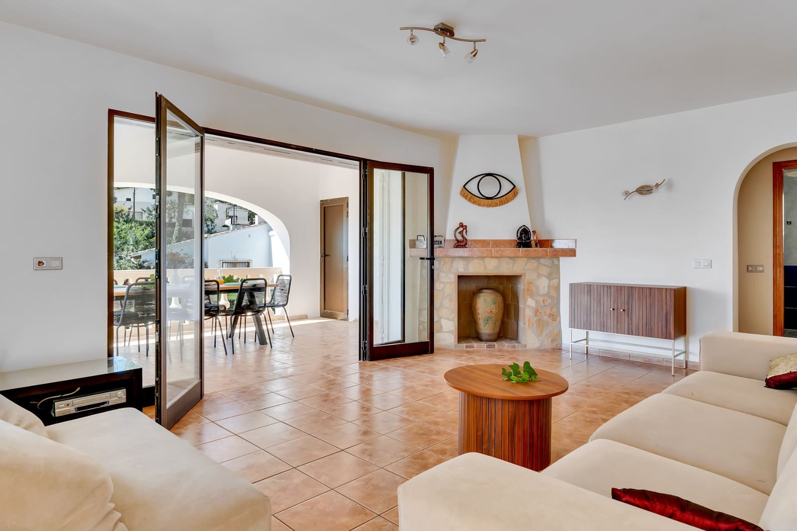 5 bedroom Villa for sale in Moraira with pool garage - € 980,000 (Ref: 9610209)