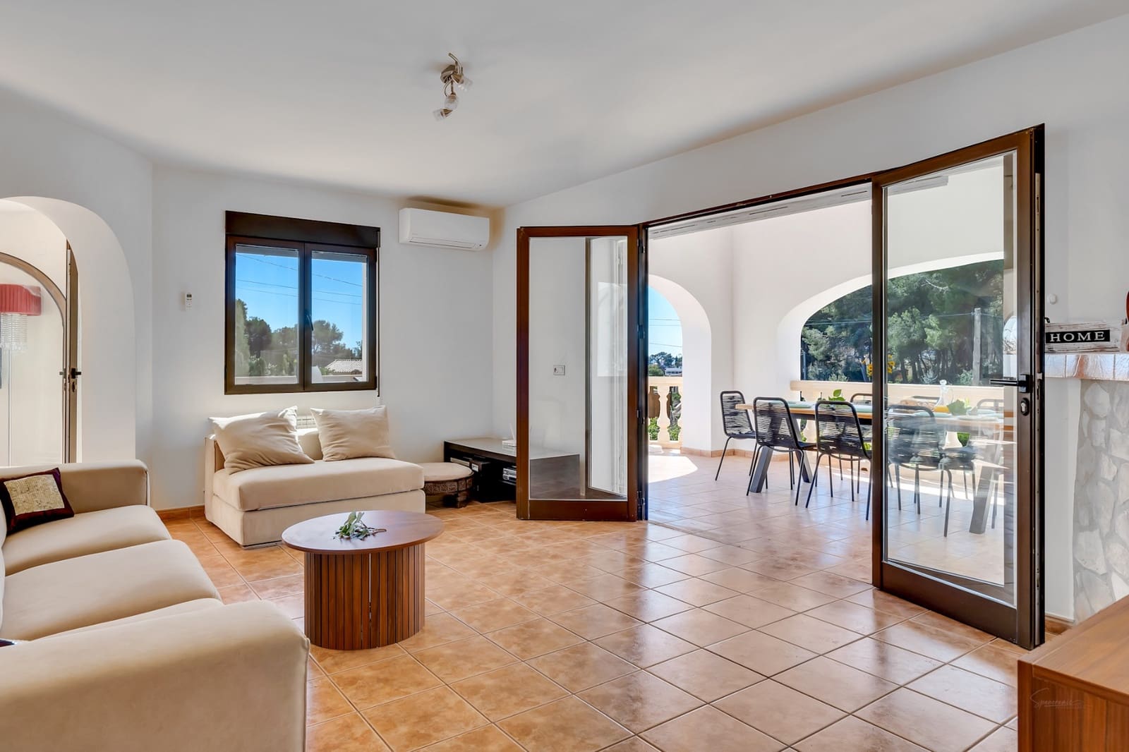 5 bedroom Villa for sale in Moraira with pool garage - € 980,000 (Ref: 9610209)