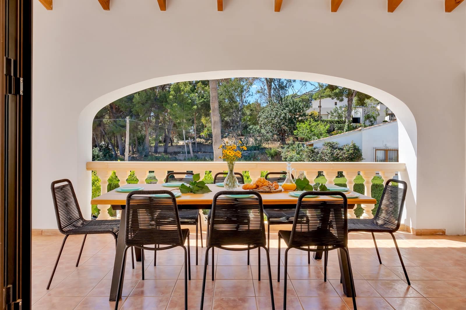 5 bedroom Villa for sale in Moraira with pool garage - € 980,000 (Ref: 9610209)