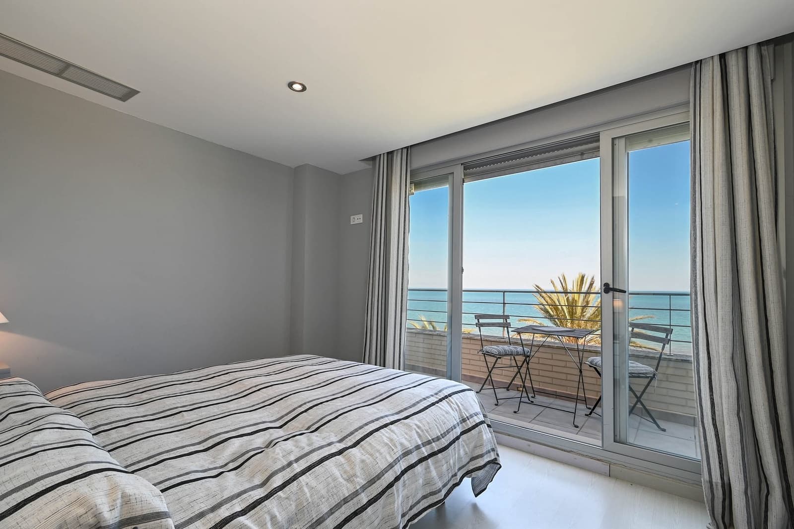 3 bedroom Apartment for sale in Denia - € 570,000 (Ref: 9612040)