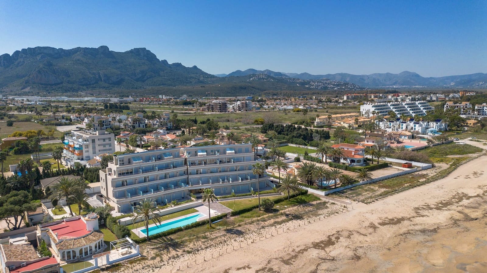 3 bedroom Apartment for sale in Denia - € 570,000 (Ref: 9612040)