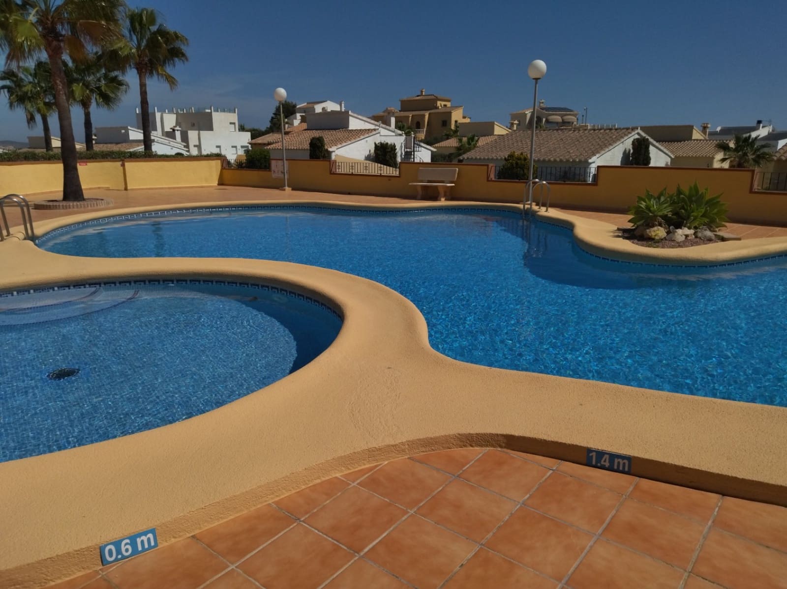 2 quarto Moradia para venda em Benitachell / Benitatxell com piscina - 380 000 € (Ref: 9614087)