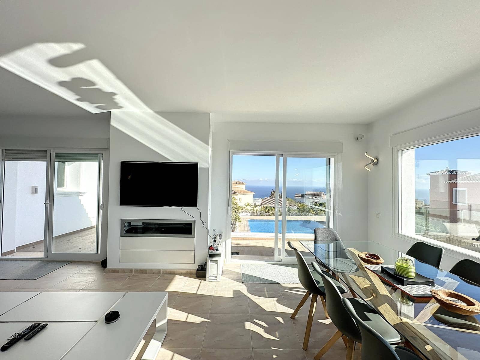 5 quarto Moradia para venda em Benitachell / Benitatxell com piscina - 1 375 000 € (Ref: 9614089)