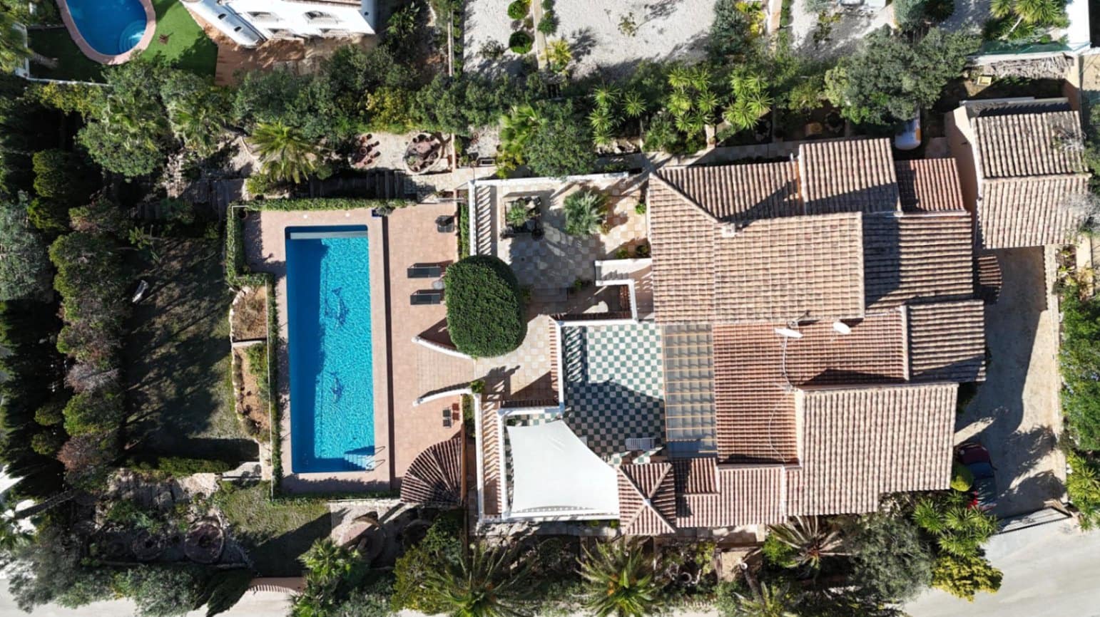 4 bedroom Villa for sale in Benitachell / Benitatxell with pool - € 2,350,000 (Ref: 9614090)