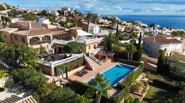 4 bedroom Villa for sale in Benitachell / Benitatxell with pool - € 2,350,000 (Ref: 9614090)