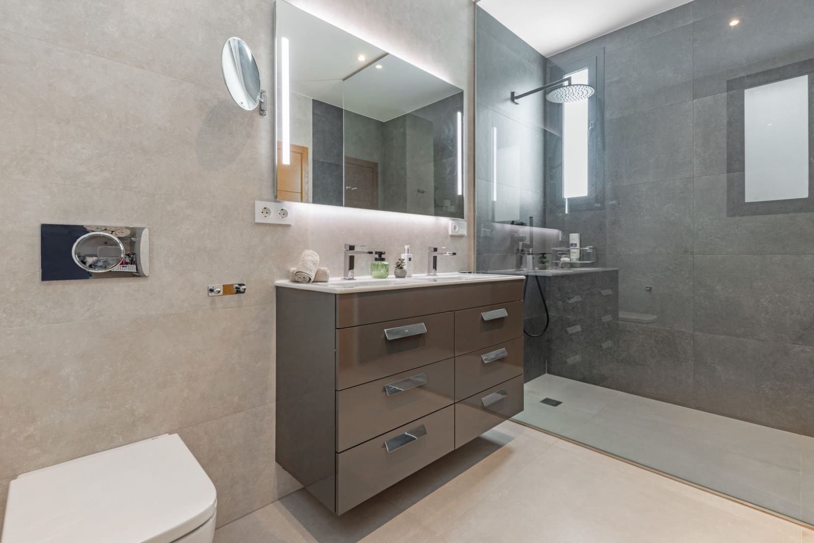 4 slaapkamer Villa te koop in Moraira met zwembad - € 1.900.000 (Ref: 9622751)