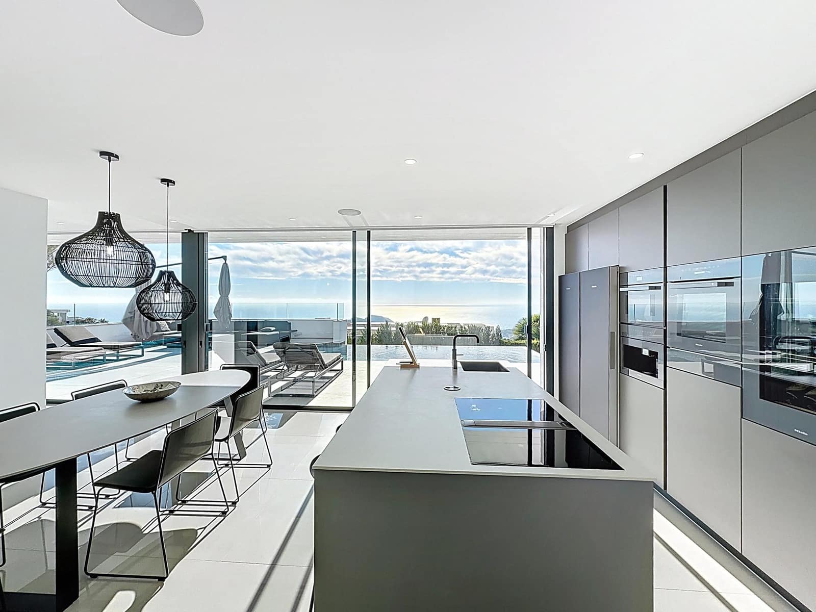 Chalet de 5 habitaciones en Benitachell / Benitatxell en venta con piscina - 2.350.000 € (Ref: 9624070)