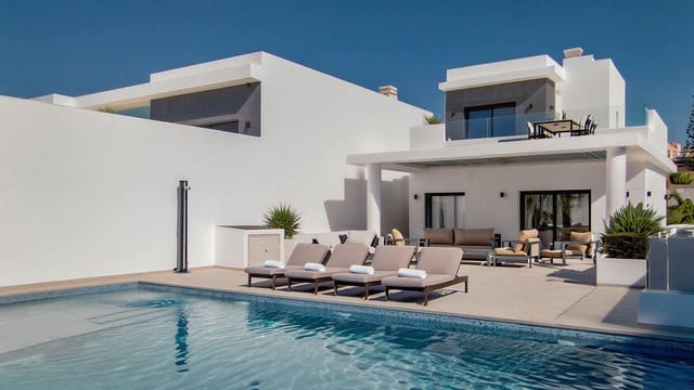 4 soveværelse Villa til salg i Ciudad Quesada, Rojales - € 760.000 (Ref: 9641059)